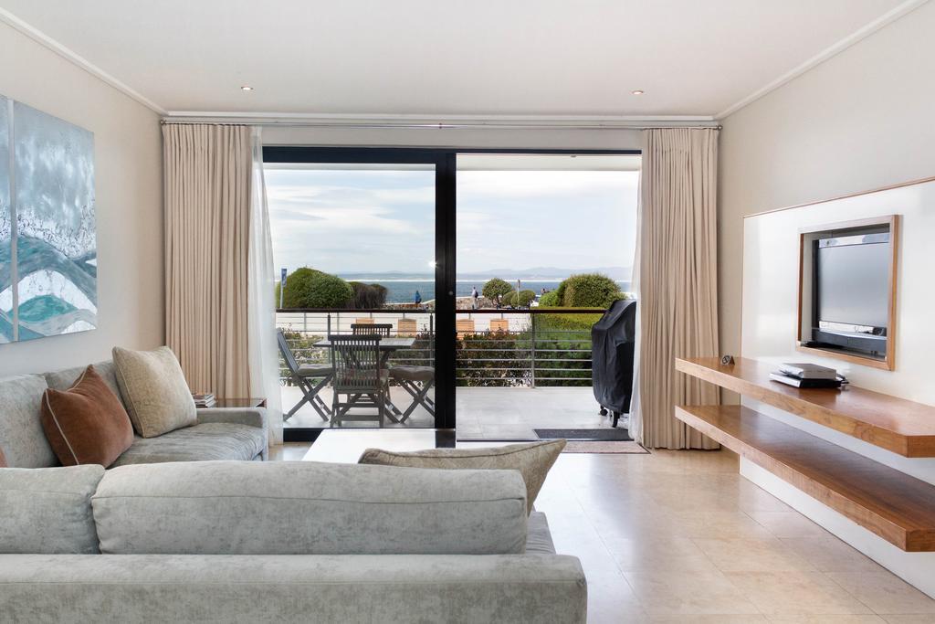74 On Marine Apartment Hermanus Room photo